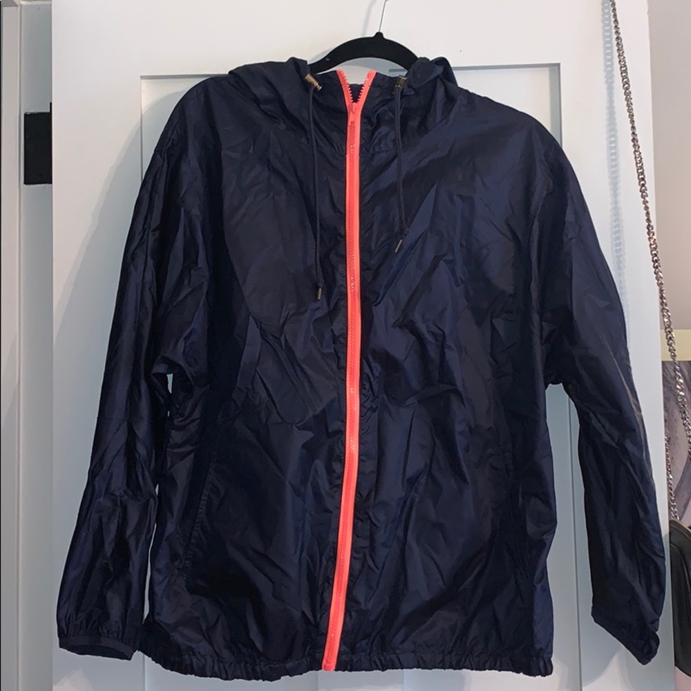 Lightweight Windbreaker